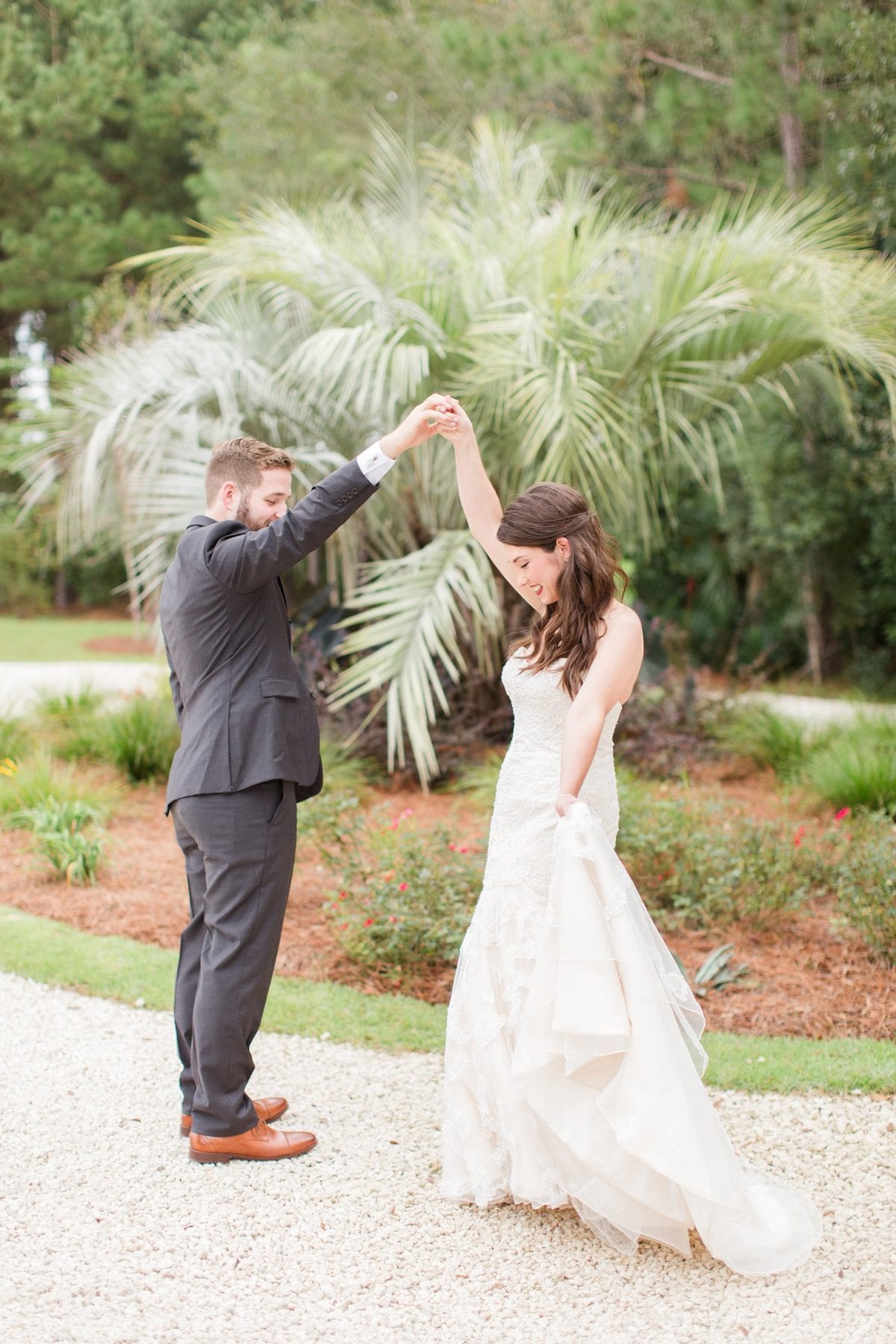 Bella Sera Gardens Wedding Alabama Wedding Photographer Megan Kelsey Photography-81.jpg