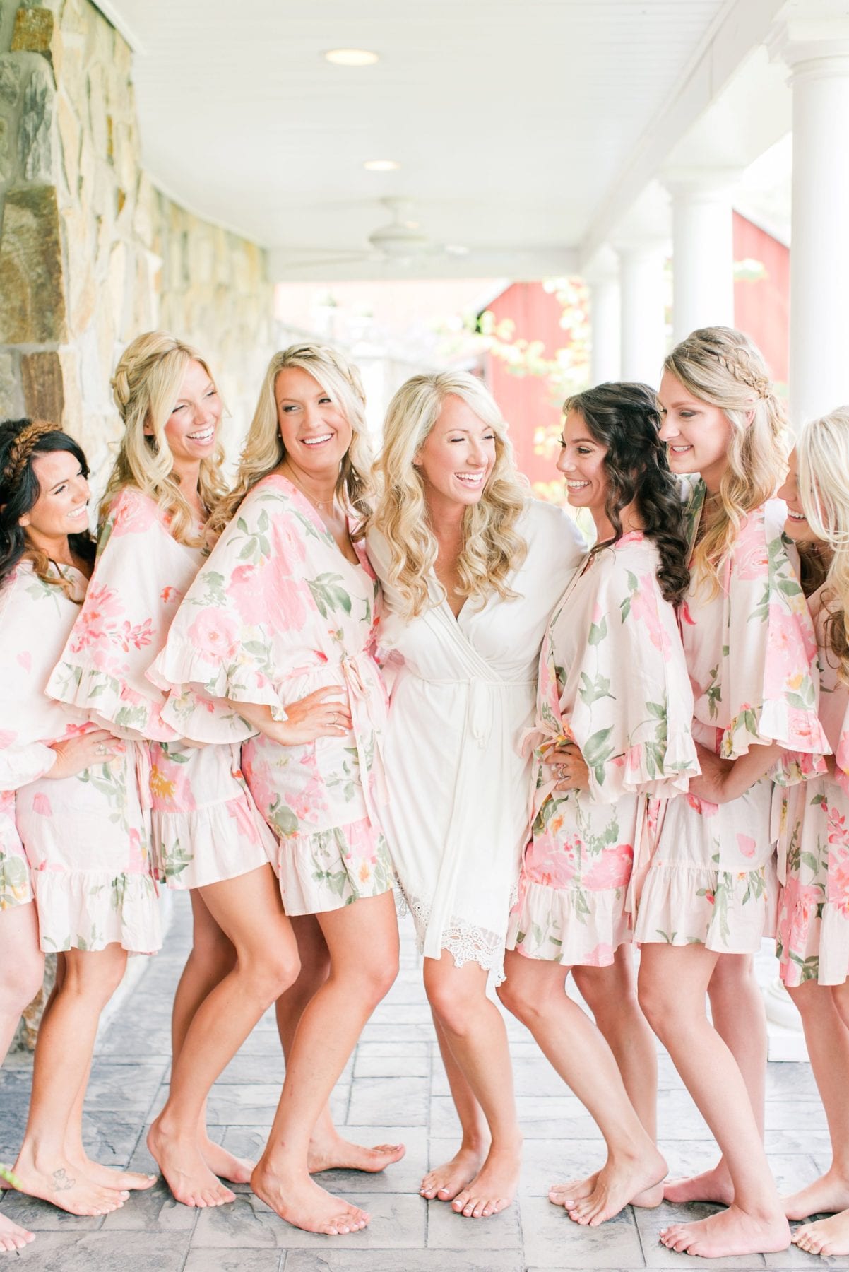24 Must have wedding photos for the big day bridesmaids robes